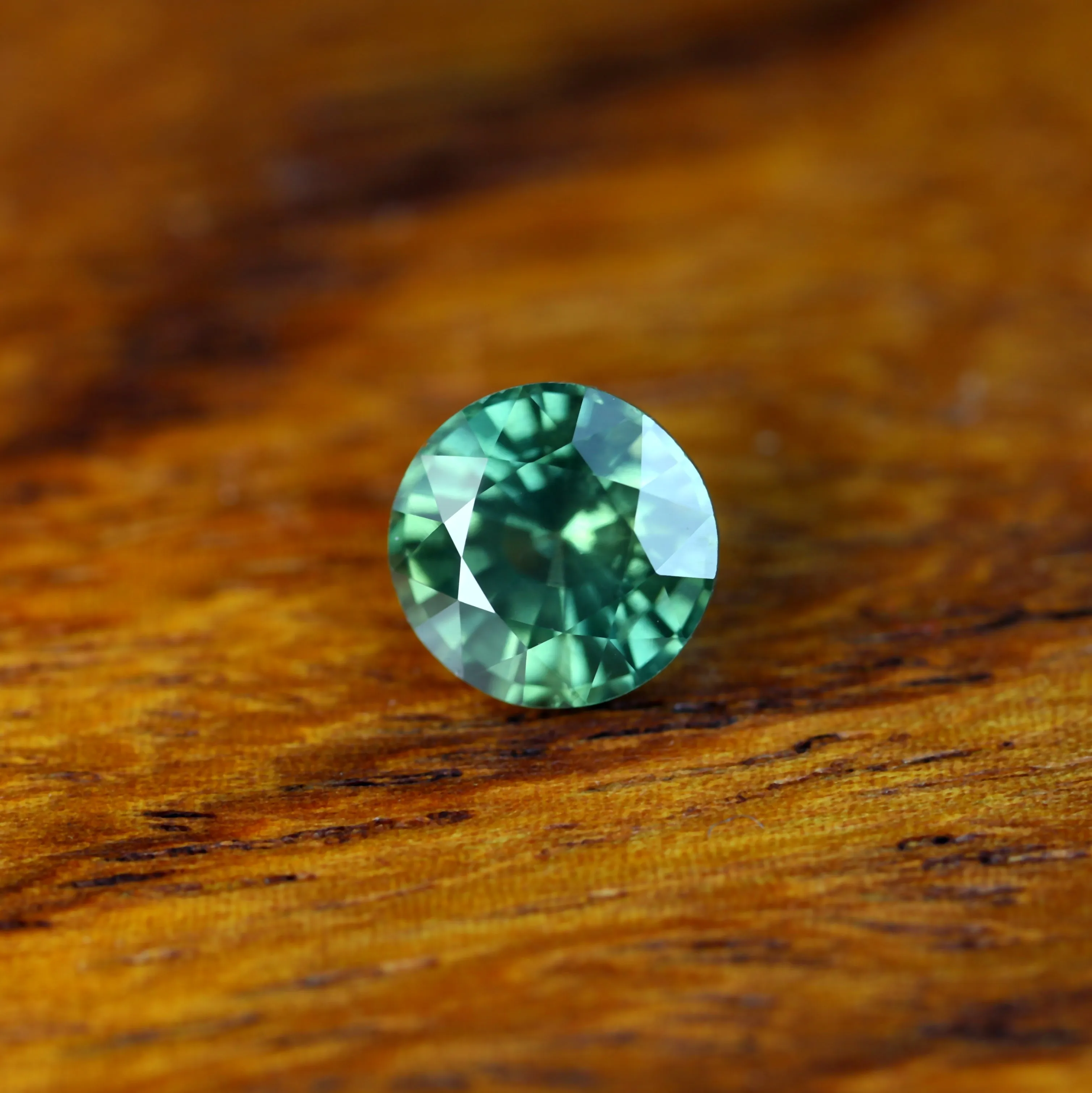 0.60ct Certified Natural Green Sapphire