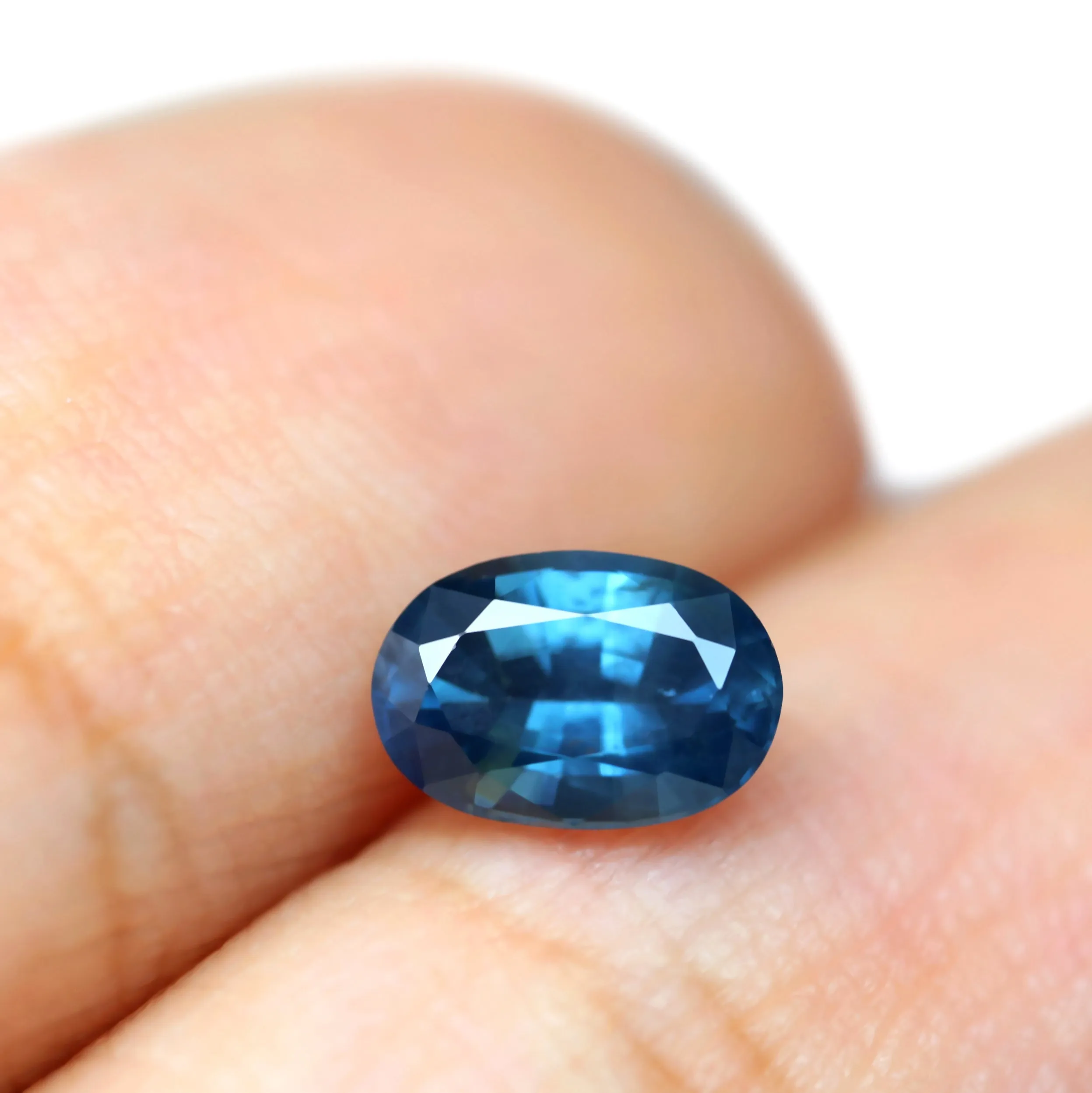 0.67ct Certified Natural Blue Sapphire