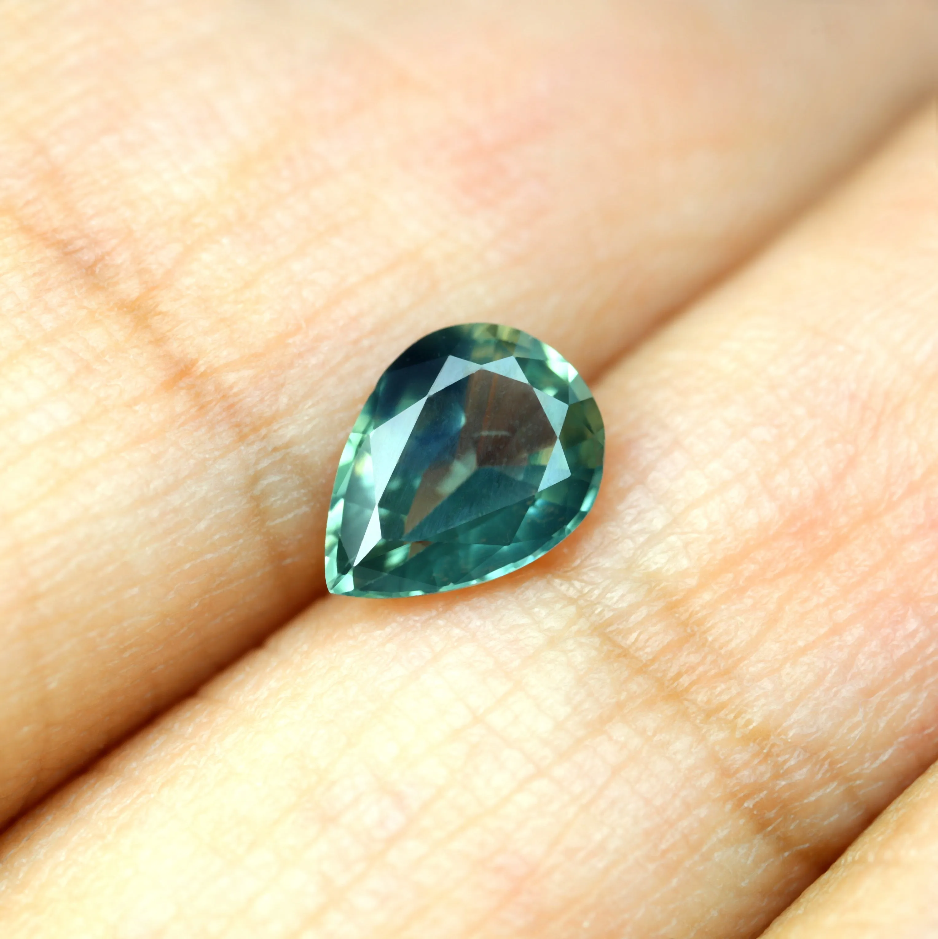 0.84ct Certified Natural Teal Sapphire