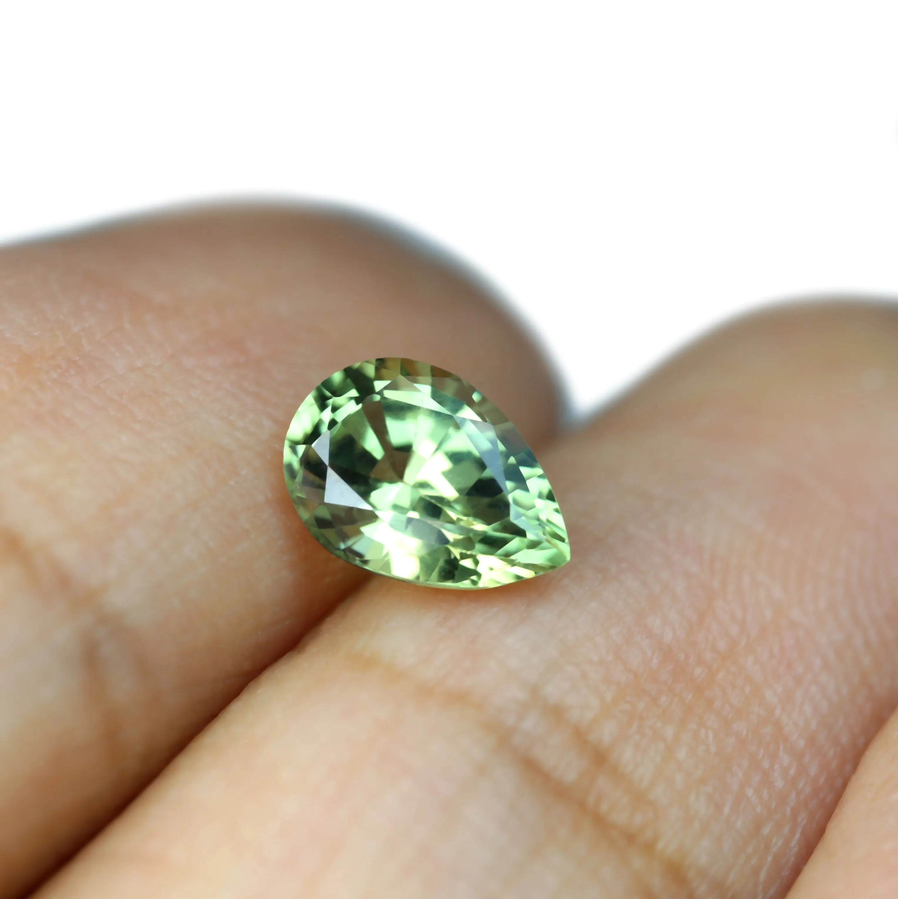 0.87ct Certified Natural Green Sapphire