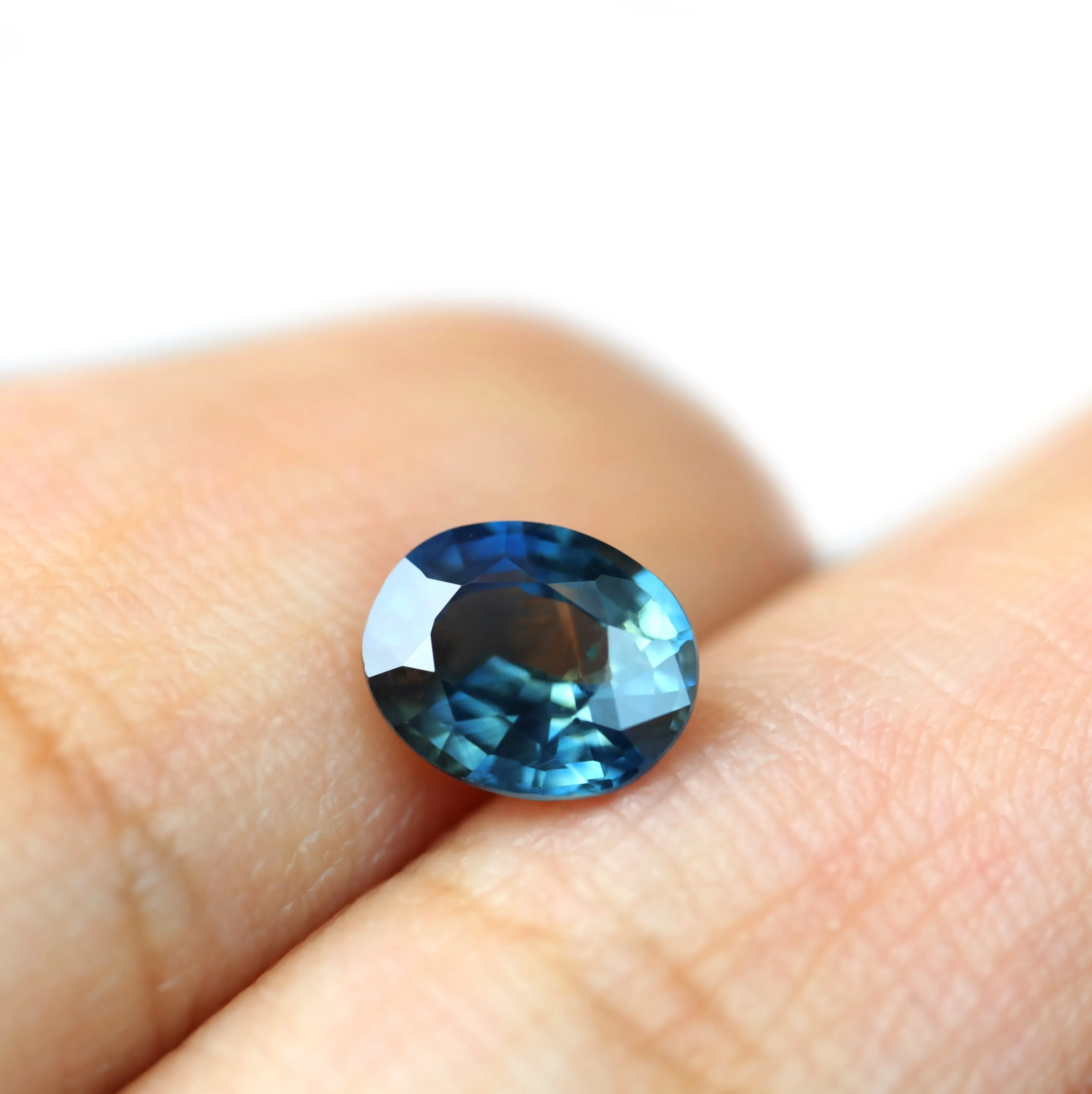 0.88ct Certified Natural Teal Sapphire