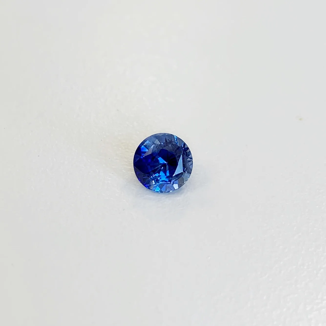 1.41 ct. Round Blue Sapphire