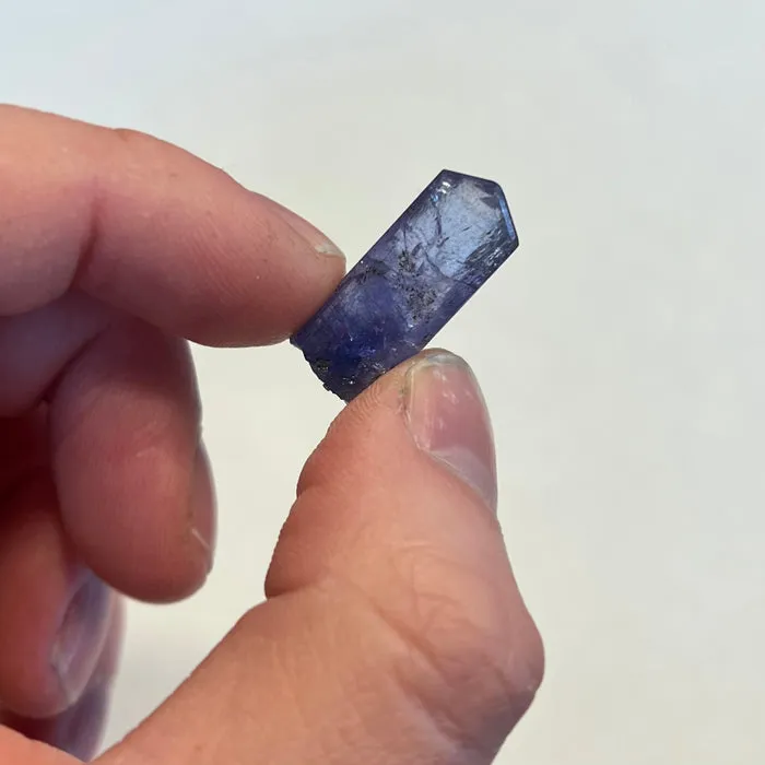 18.96ct Light Blue Violet Tanzanite Crystal