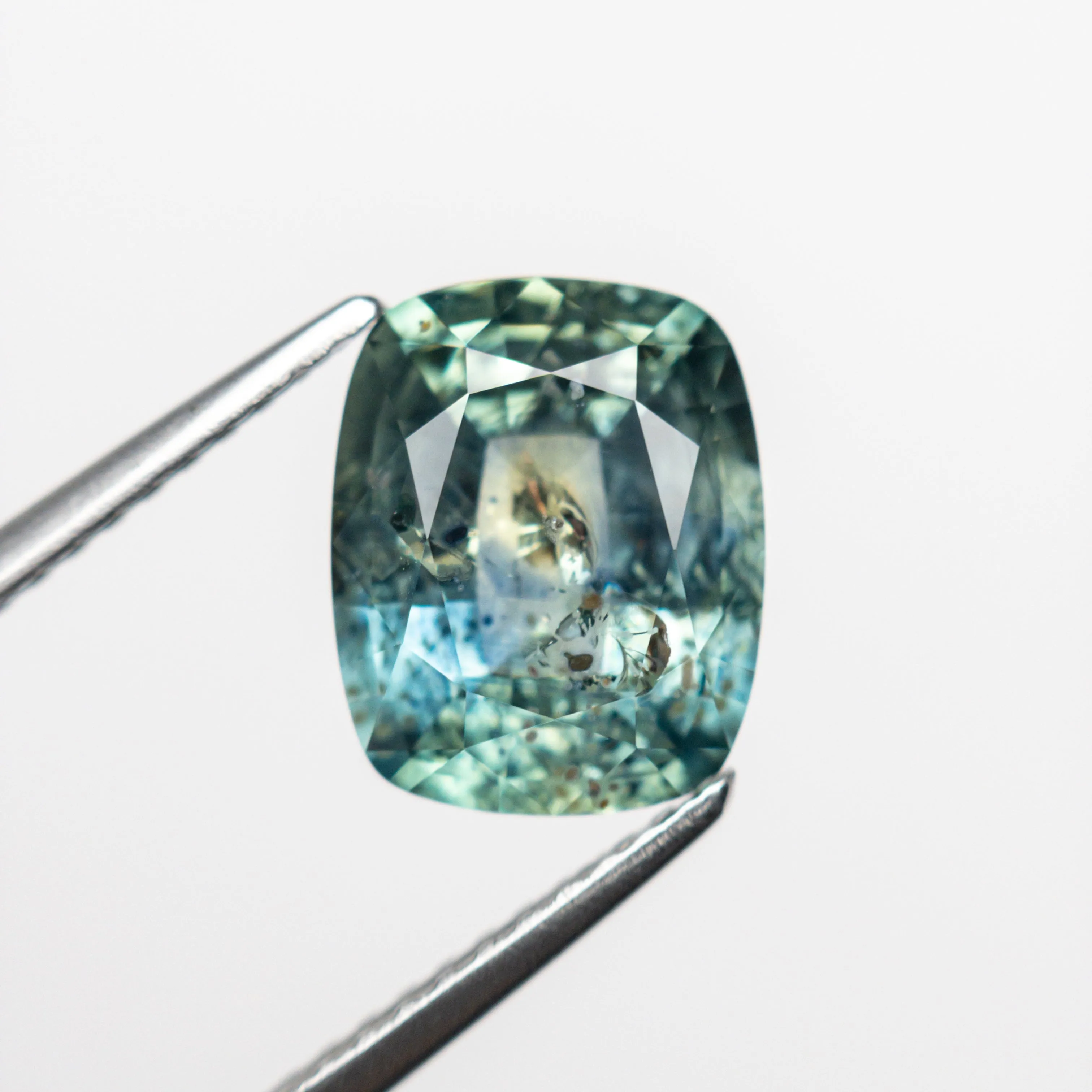 3.02ct 9.55x7.68x4.49mm Cushion Brilliant Sapphire 23082-01