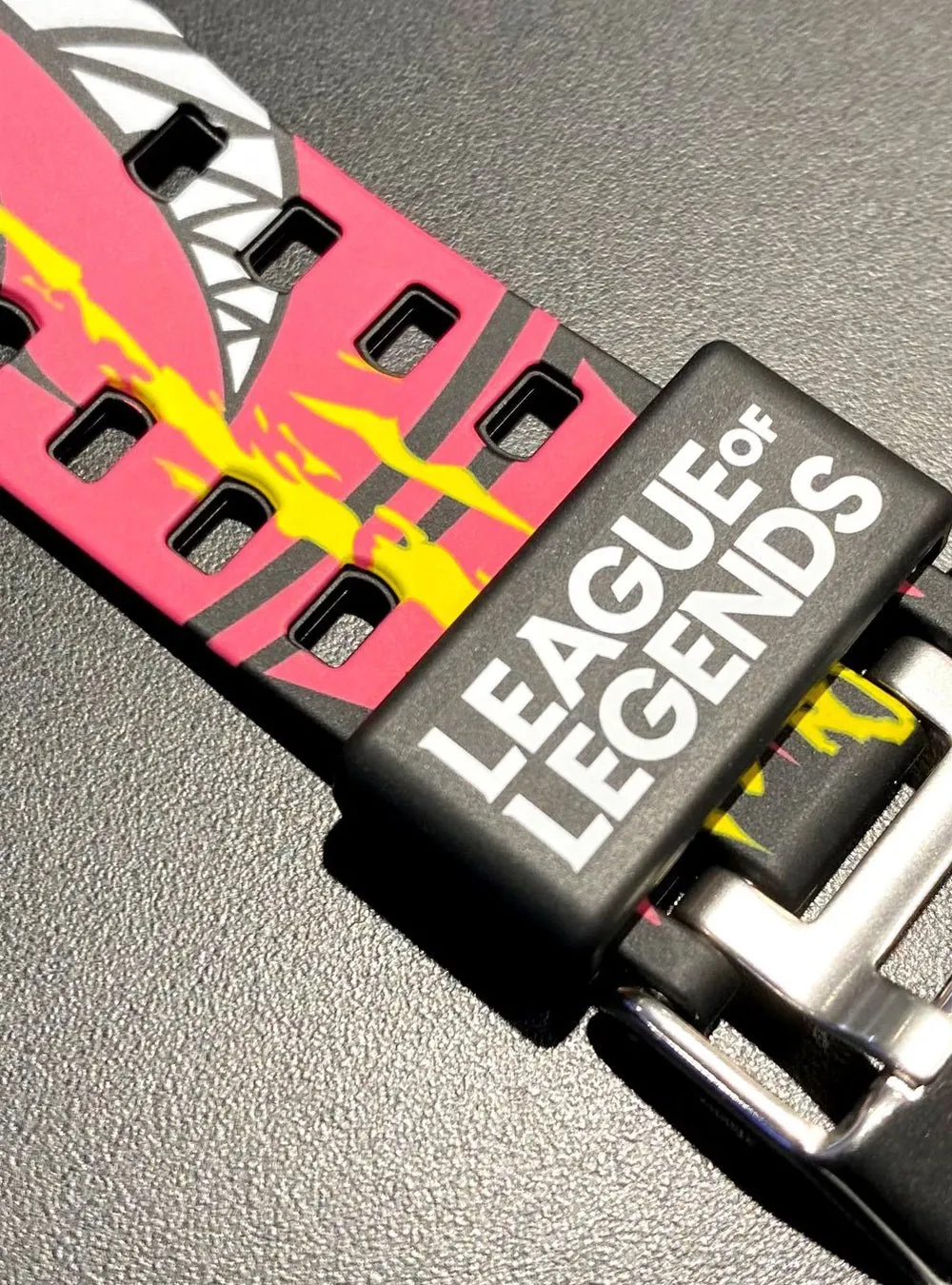 CASIO WATCH G-SHOCK × LEAGUE OF LEGENDS COLLABORATION MODEL GA-110LL-1AJR JDM