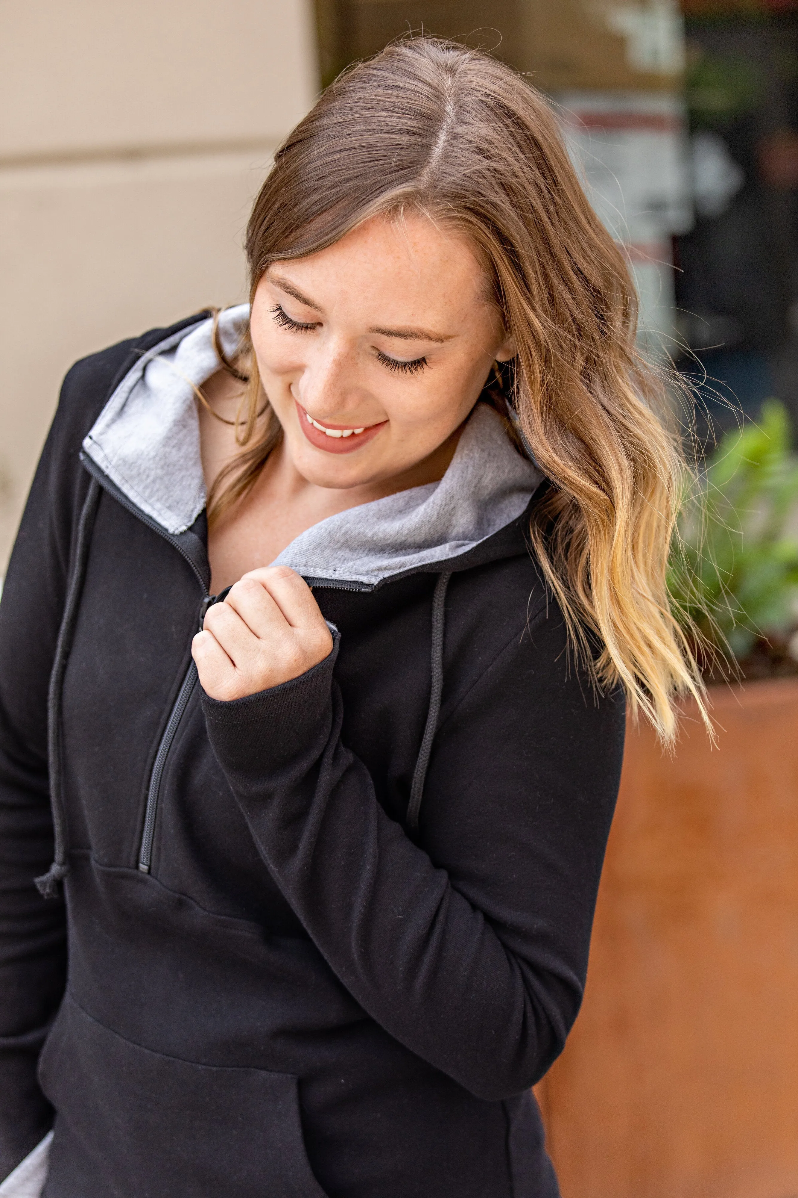 Classic Halfzip Hoodie - Black