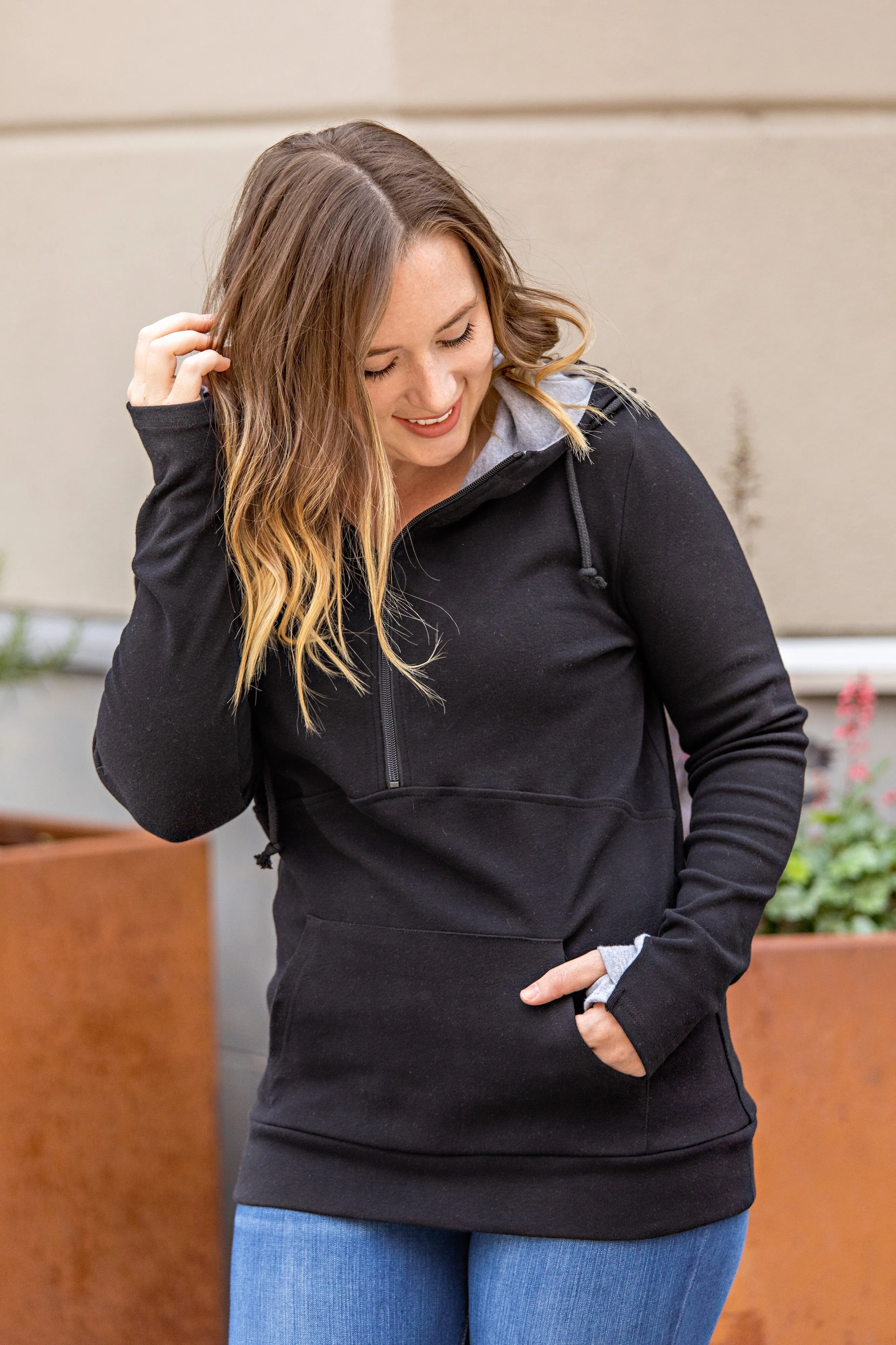 Classic Halfzip Hoodie - Black