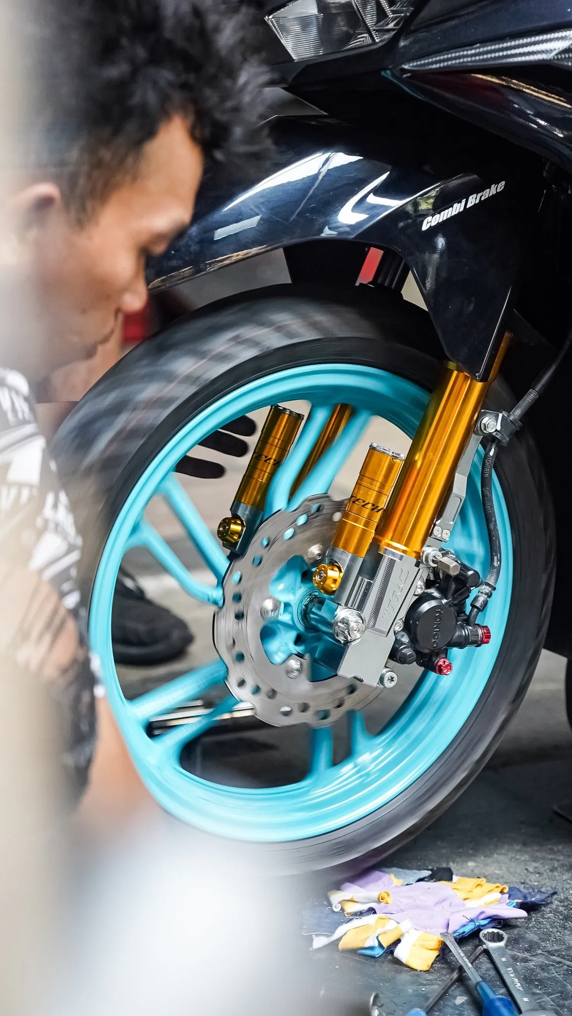 E - TRC S-TECH FRONT SHOCK CLICK / GENIO (GOLD)