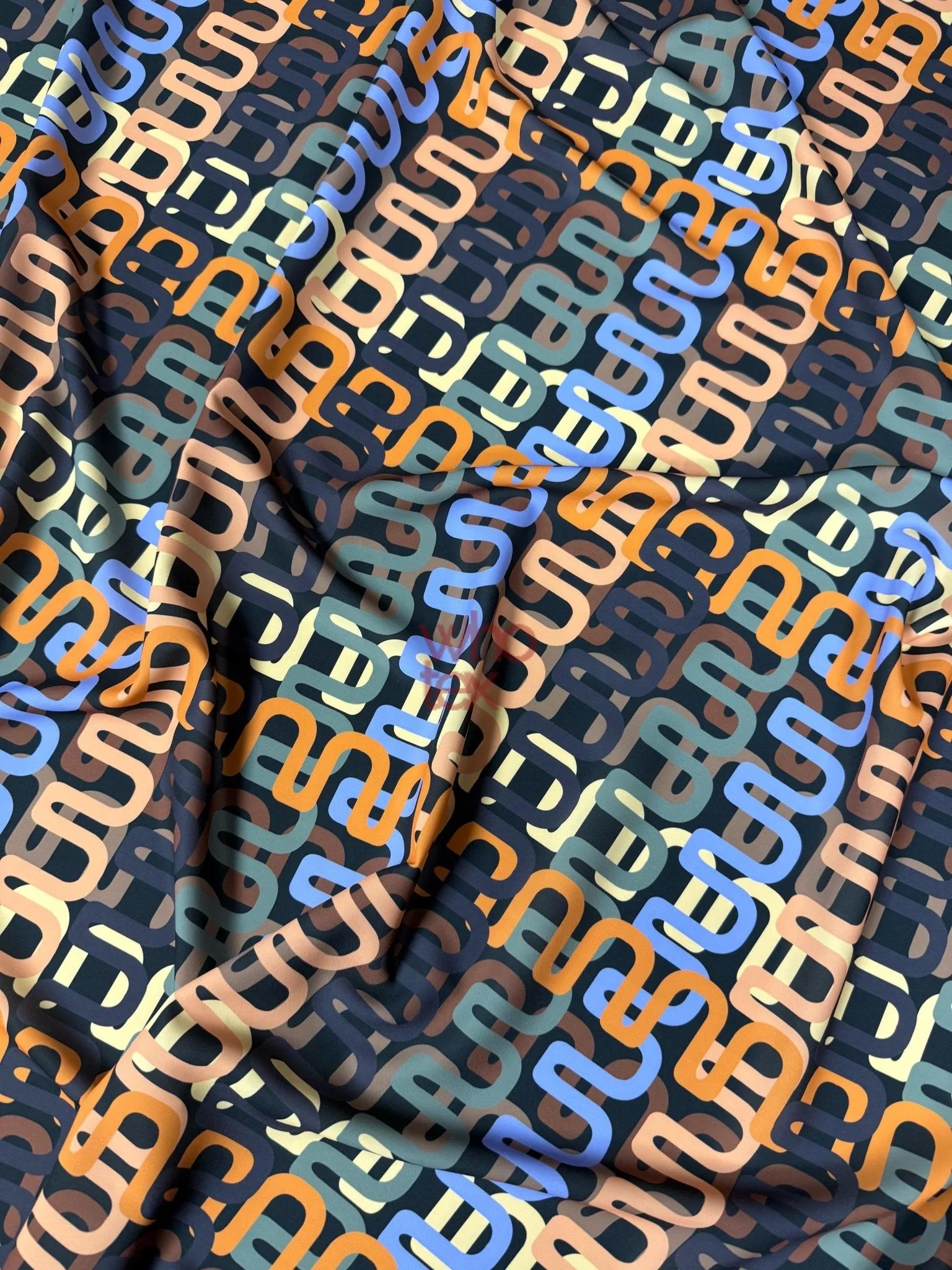Geometric Retro Chain Link Pattern Fabric - Bold & Trendy Design Fabric By The Yard