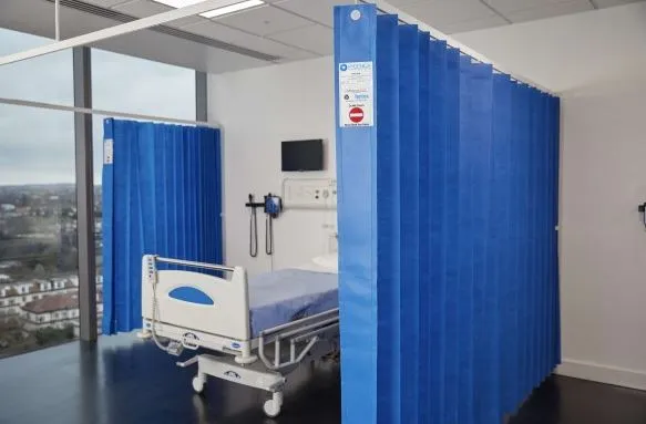 Hygenica - Anti Microbial Treated Fantex® IPC Disposable Cubicle Curtain - small (2400mm x 2000mm), multiple hook options