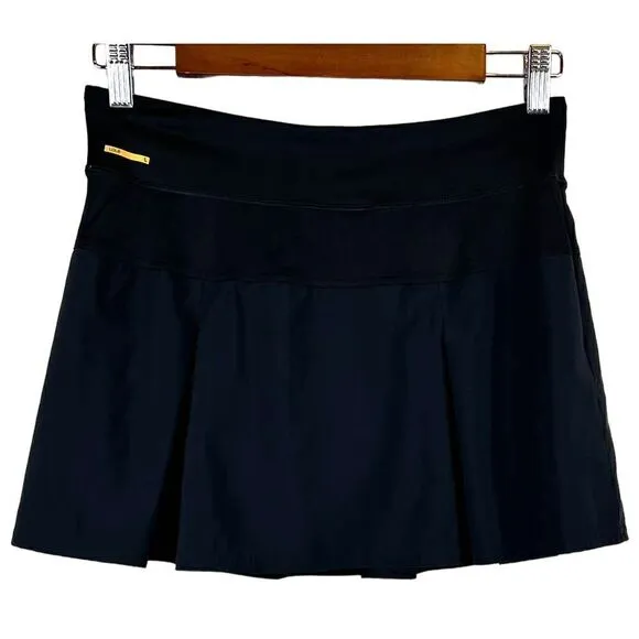 LOLE Justine Black Tennis Skirt in Solid Black Size Small