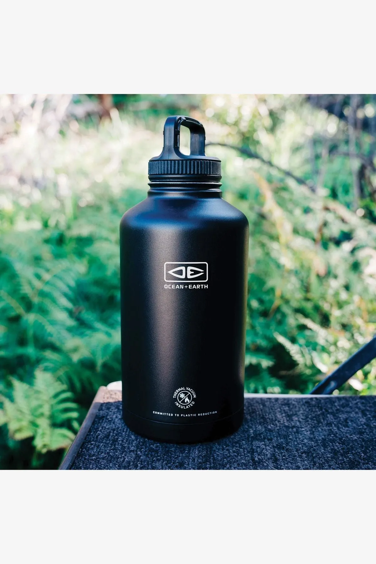 O&E INSULATED WATER BOTTLE 1.9L - BLACK