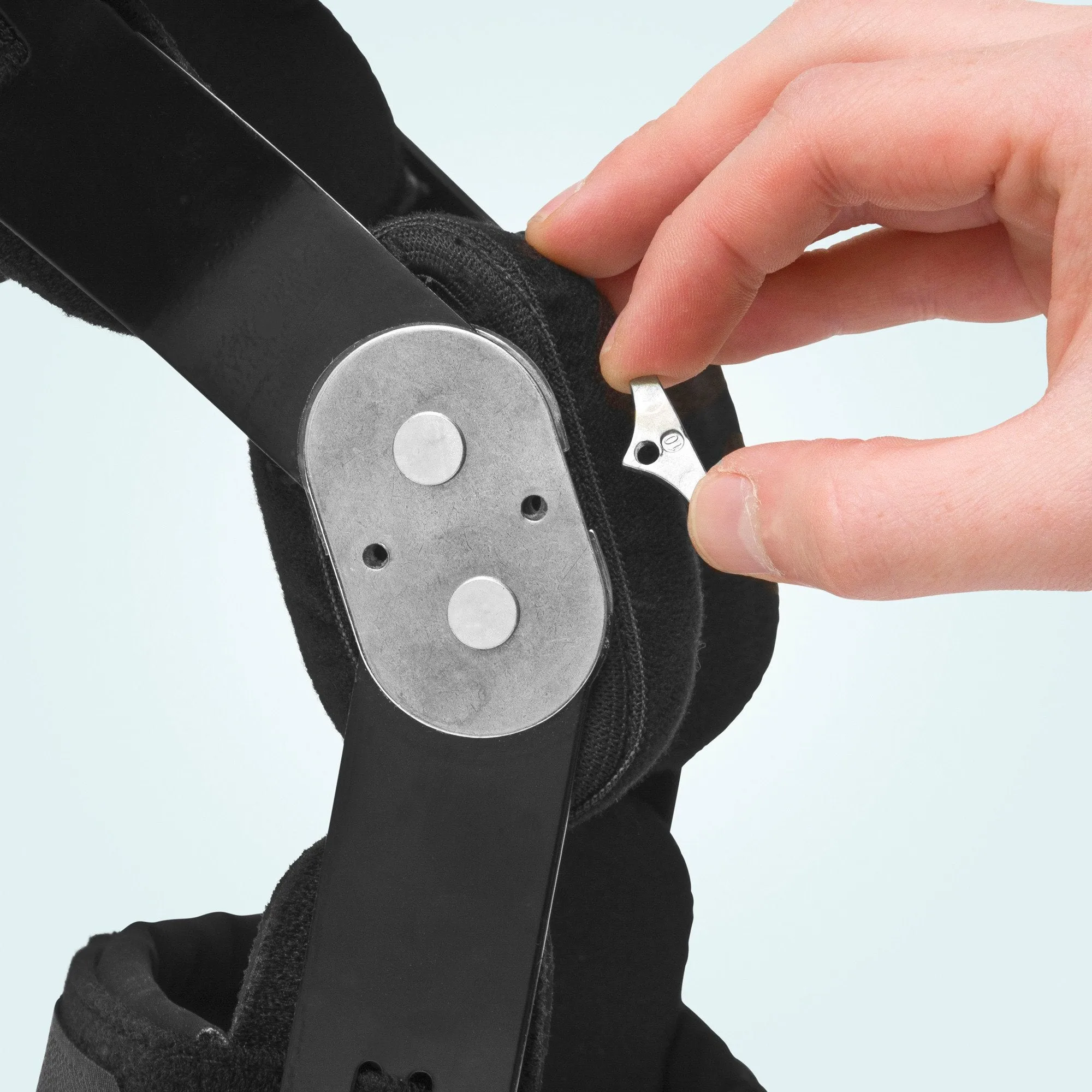 Pro Action Knee Brace (Ortho Medical)