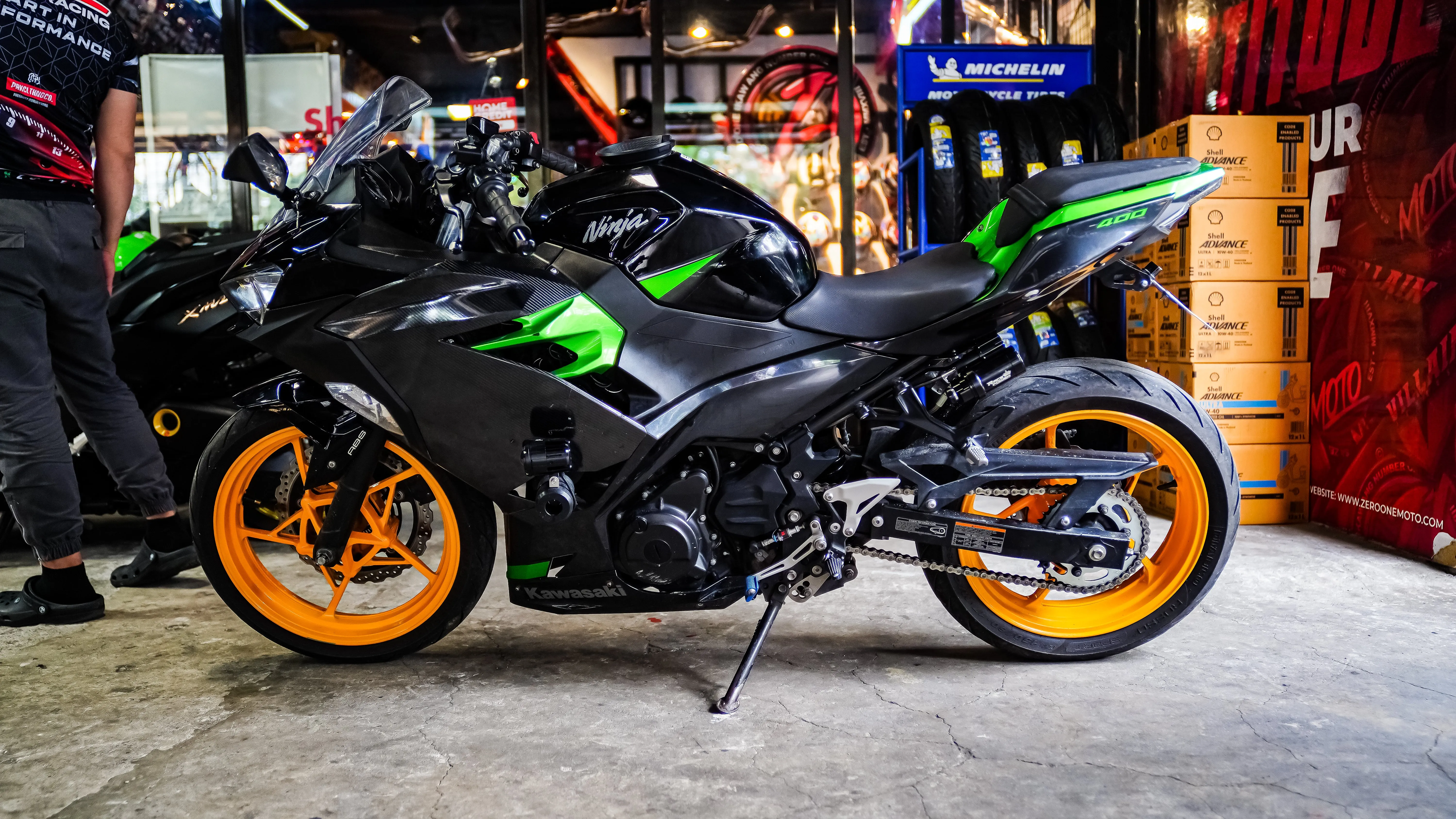 RACE POWER NINJA 400 (BLACK)