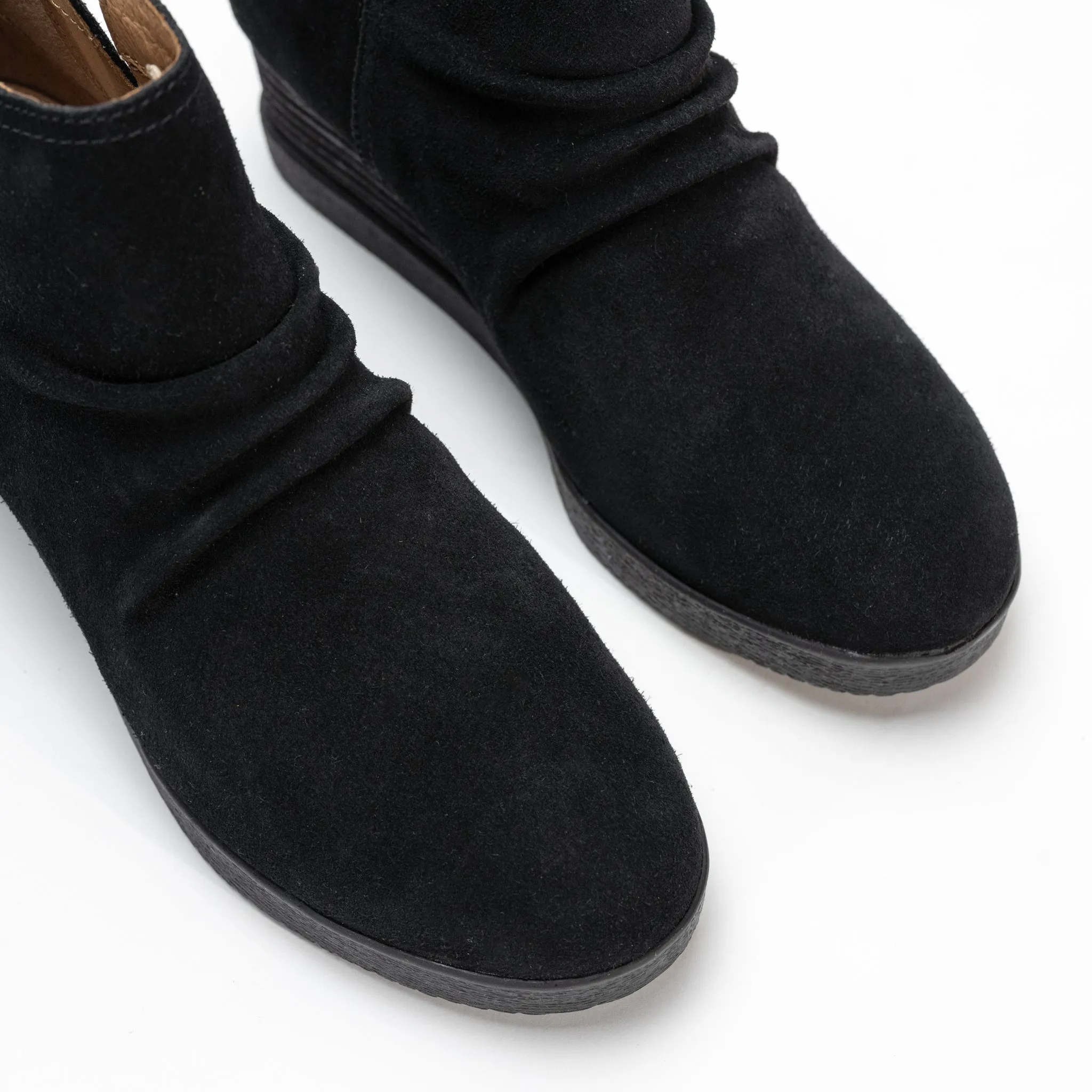 STEPHANIE - BLACK - SUEDE